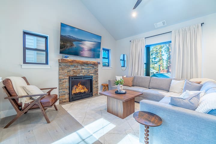 Elegant Tahoe Escape  Comfort & Style Combined - 太浩湖
