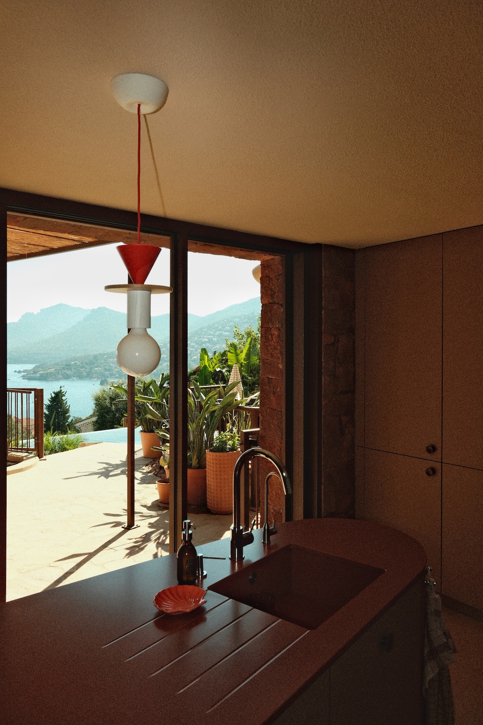 Villa SOMA above the bay at Théoule, Théoule-sur-Mer, Provence-Alpes-Côte d'Azur, France, photo 4 of 10