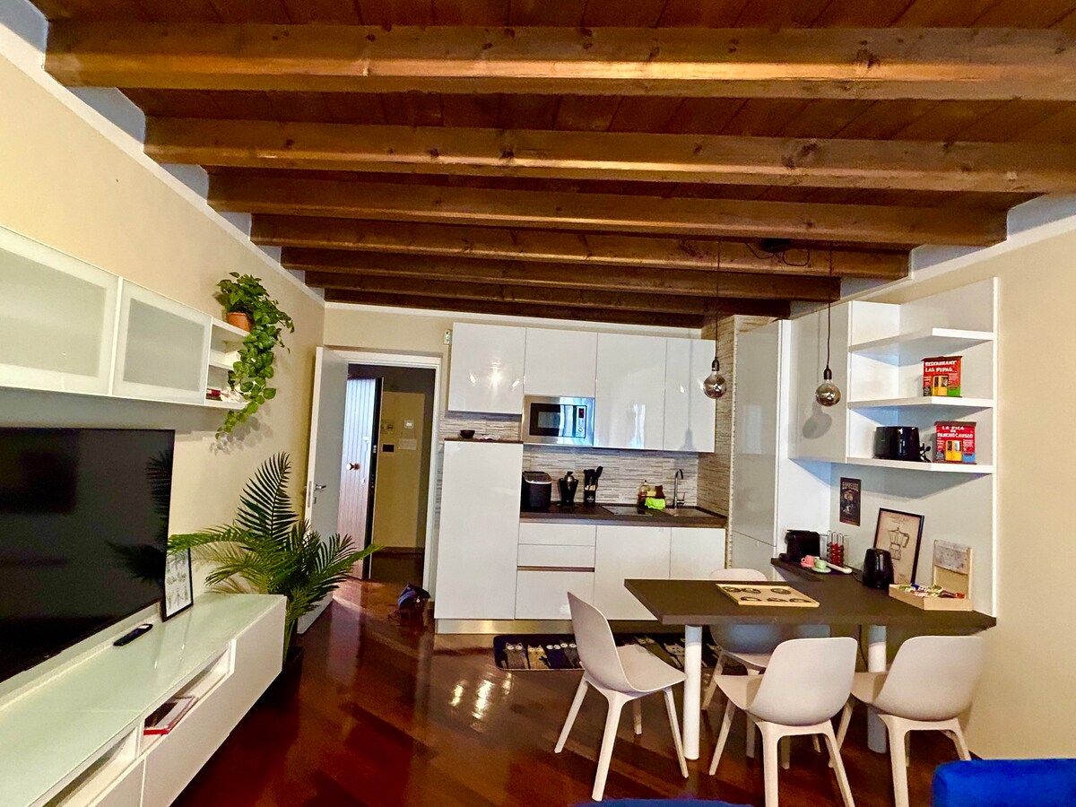 Successful Airbnb property: House near the Museum • A stone's throw from the Arena and Juliet in Verona