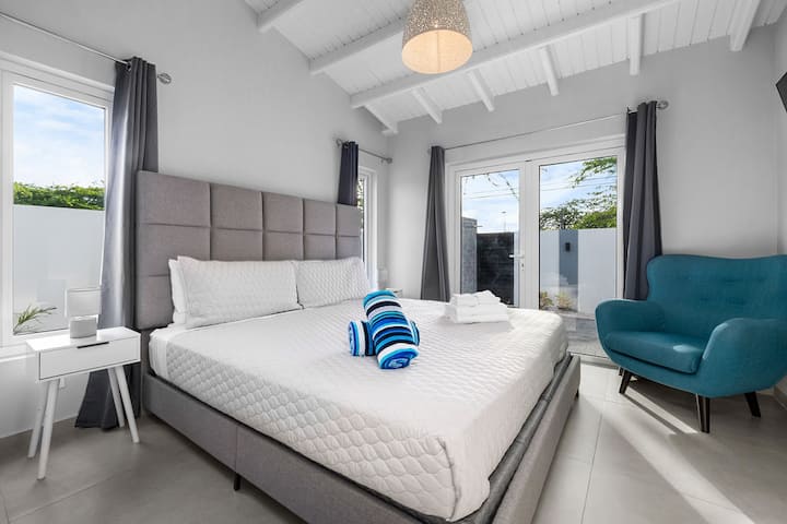 New! Beautiful 2 Bedroom Suite With King Beds! - Aruba