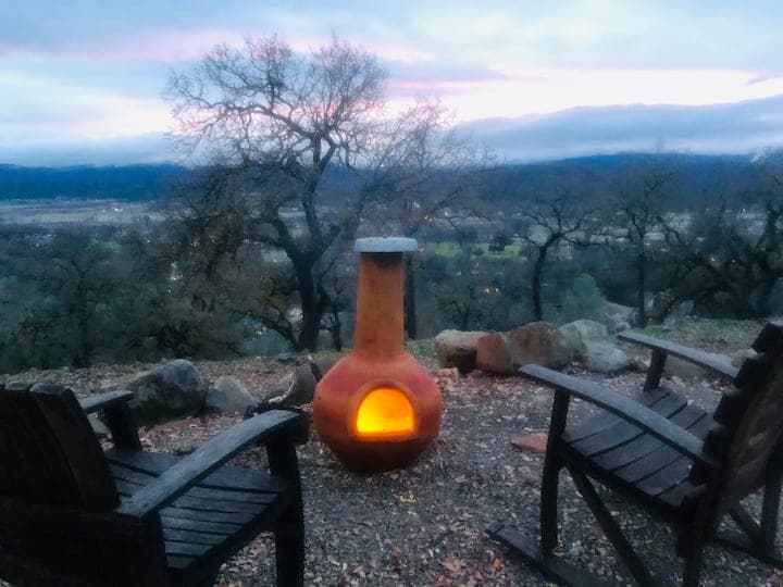 The fire pit for all guests (shared) has the best view of Mt. St. Helena. From May-November (dry season) fires are prohibited and this is our designated smoking area. at Panoramic 