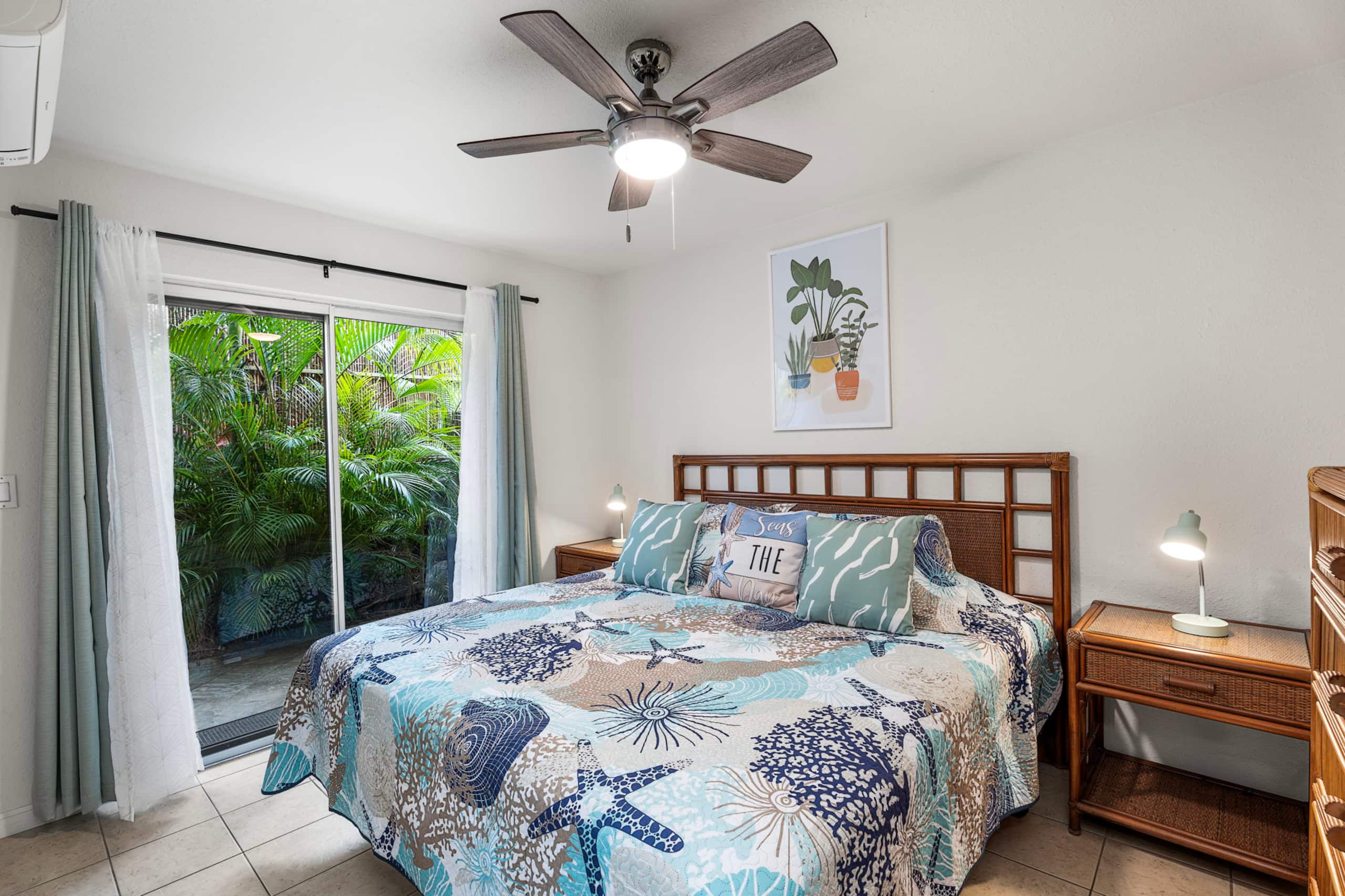 Condo in Kailua-Kona · ★4.98 · 2 bedrooms · 3 beds · 1 private bath - Image 12