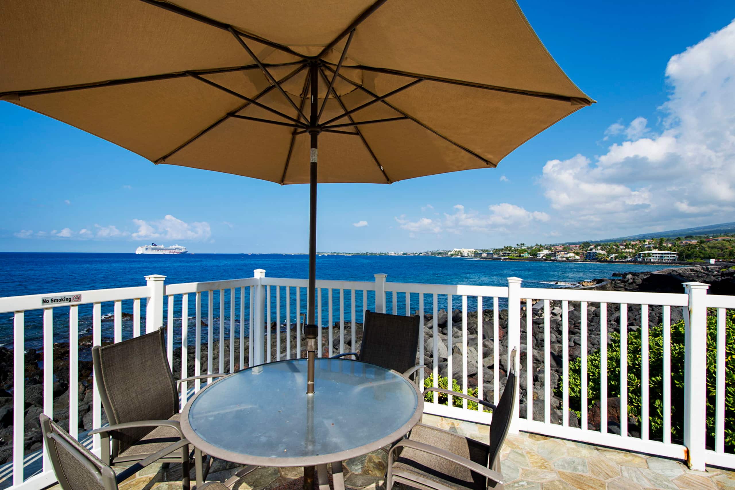 Condo in Kailua-Kona · ★4.98 · 2 bedrooms · 3 beds · 1 private bath - Image 36