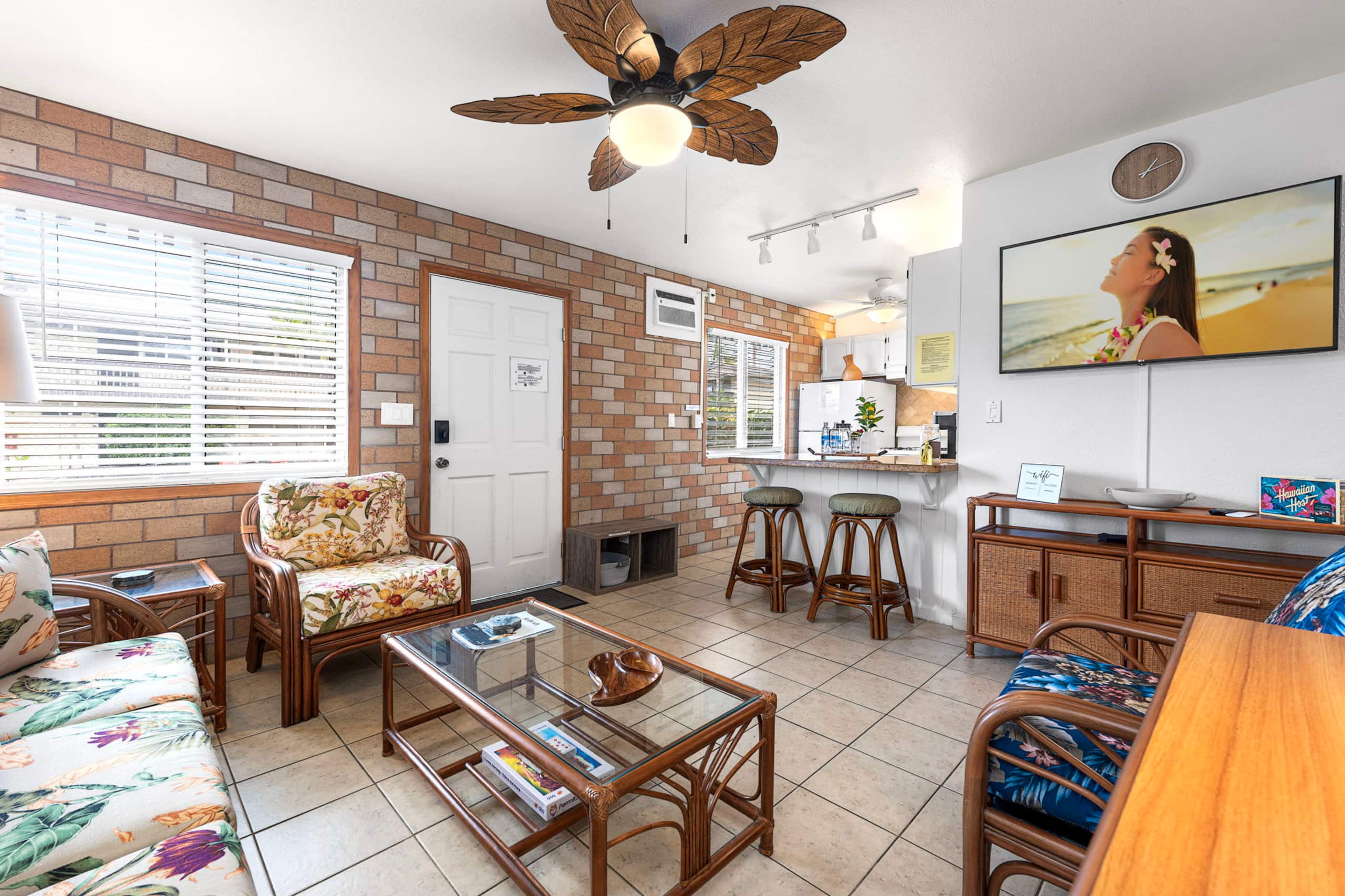Condo in Kailua-Kona · ★4.98 · 2 bedrooms · 3 beds · 1 private bath - Image 6