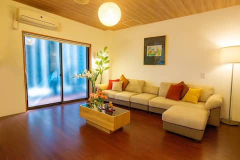 Namba｜Walk to Dotonbori 1min Jacuzzi & Karaoke USJ