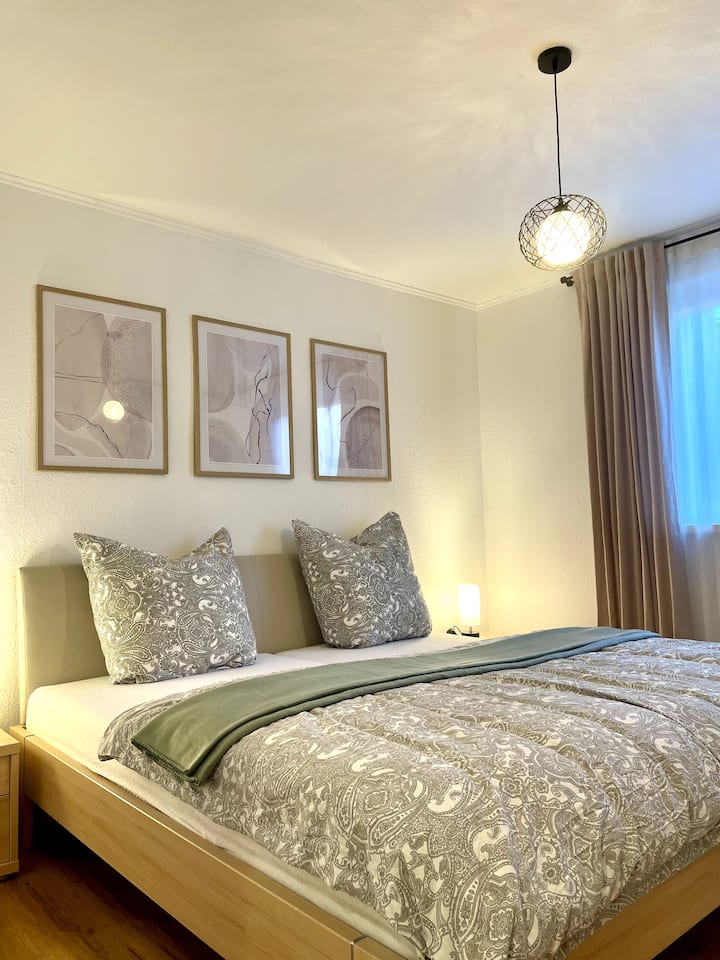 Helle, Moderne Souterrainwohnung - Würzburg