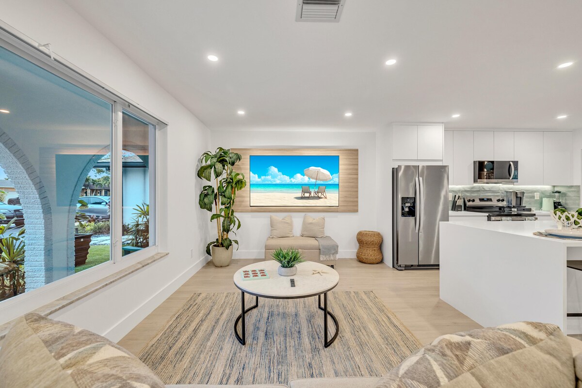Successful Airbnb property: Tropical Bliss 15 Min to Beach in Plantation