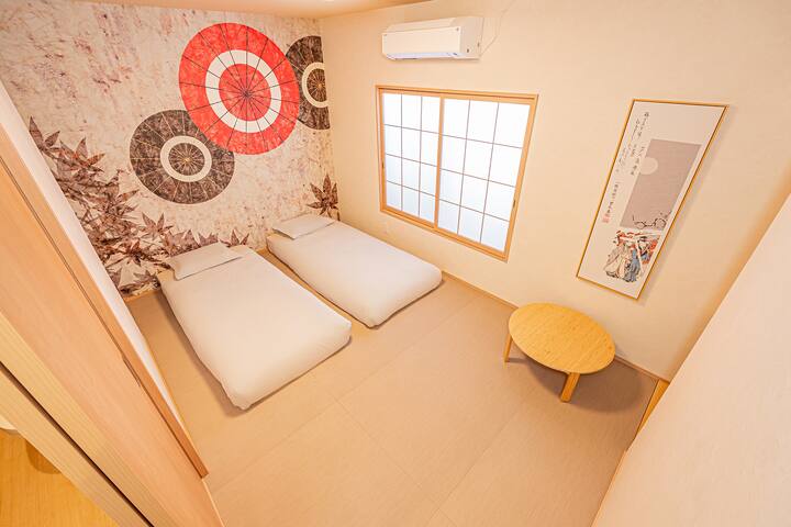 Entire Villa in Takadanobaba Tokyo, 4 bedrooms gallery image 4