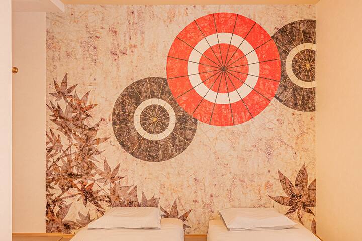 Entire Villa in Takadanobaba Tokyo, 4 bedrooms gallery image 2