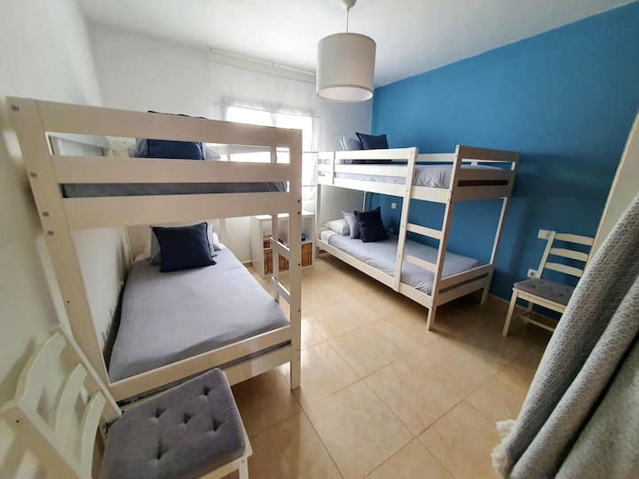 Tercer dormitorio con dos literas.