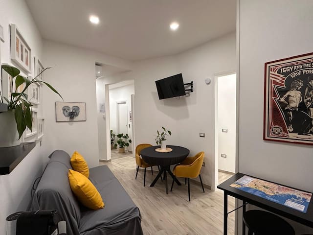 NapArt Central Apartment in Naples – My Place