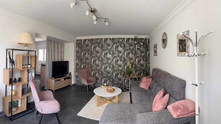 Maison 90m² De 2 à 10 Personnes - Saint-Bonnet-de-Mure