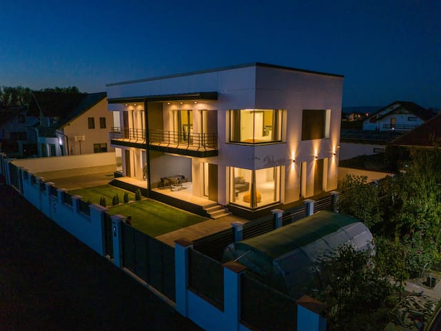 KOA Apartments managed Airbnb listing 1