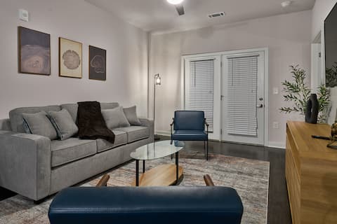 Successful Airbnb property: Worker's Paradise Steps from DT Clayton in Raleigh / Cary