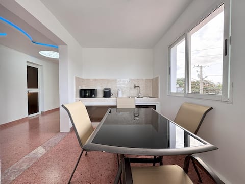 35y1era House - 4Rooms