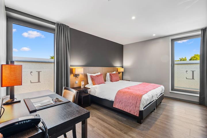 Connecting Suite Dans Un Hôtel - Wavre