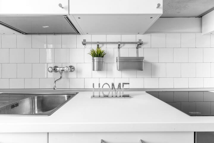 VALD10 [Niguarda] • New Luxury Large Apartment gallery image 3