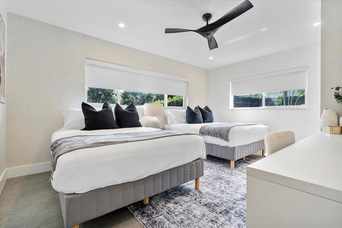 Двуспальные кровати размера Queen size