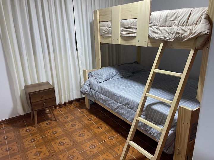 #1 Спална соба на првиот кат 