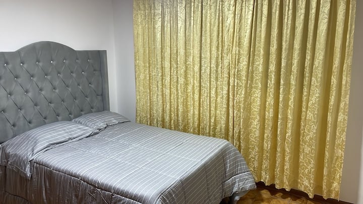 #5 Главна спална соба со плакар