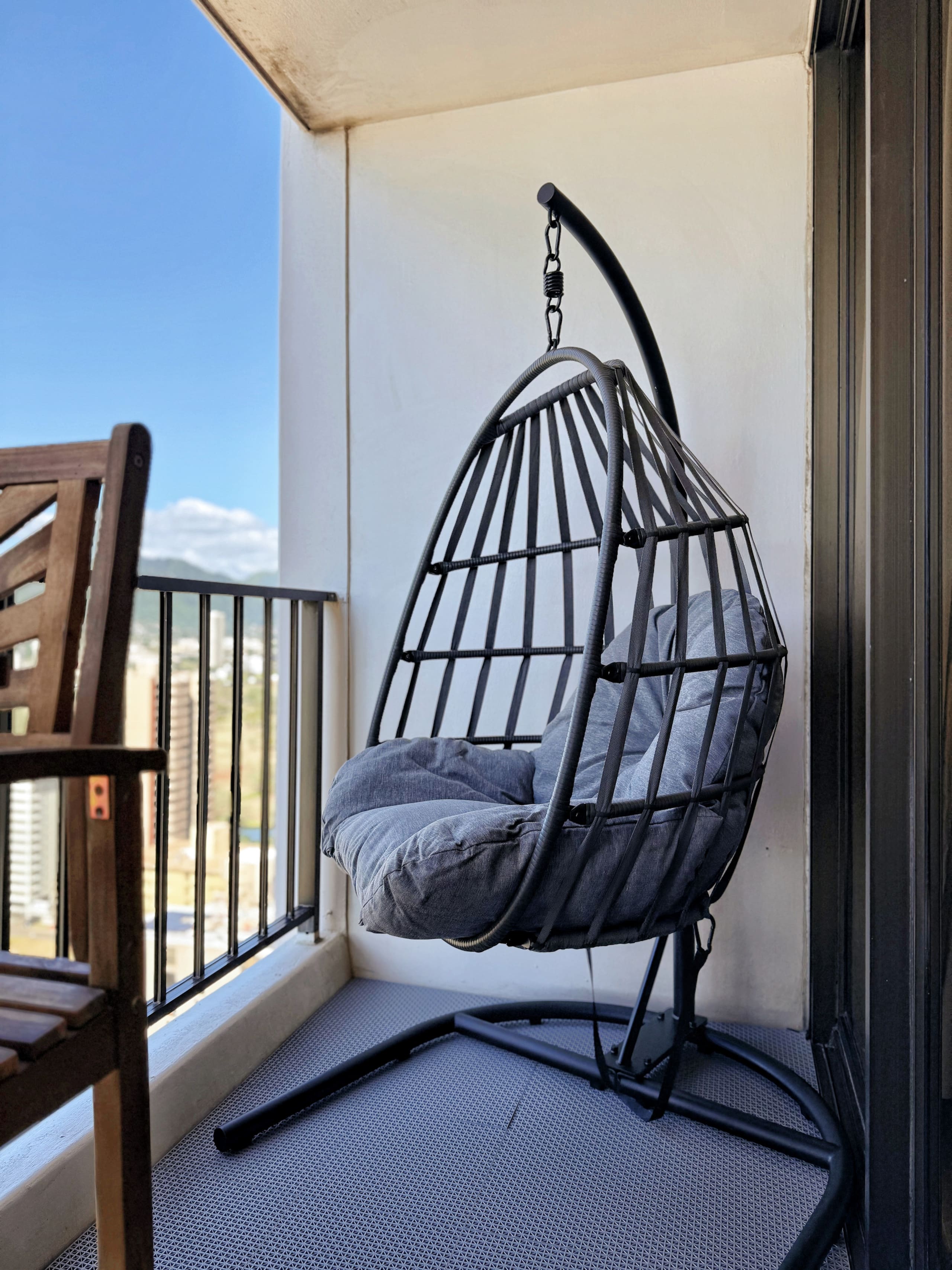29FL-Ultra Modern 1BR-Ocean View & Free Parking! - Image 38