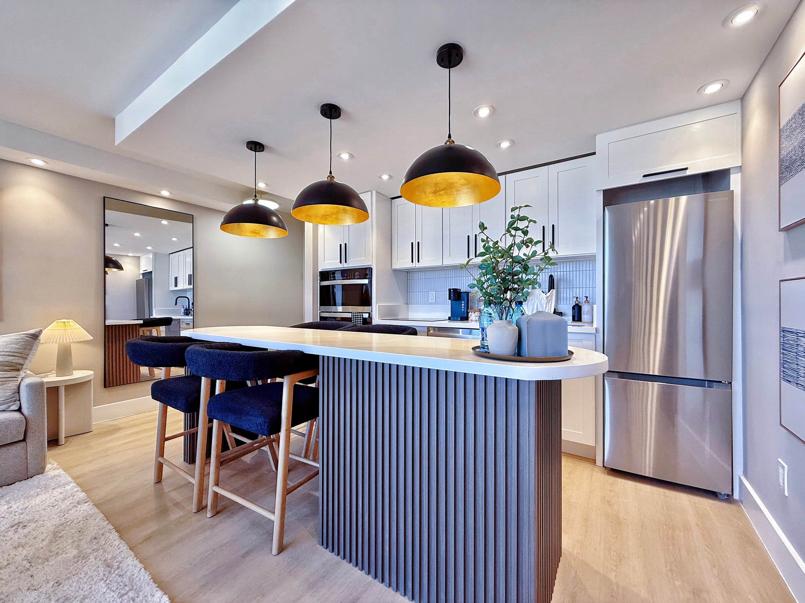 29FL-Ultra Modern 1BR-Ocean View & Free Parking! - Image 10