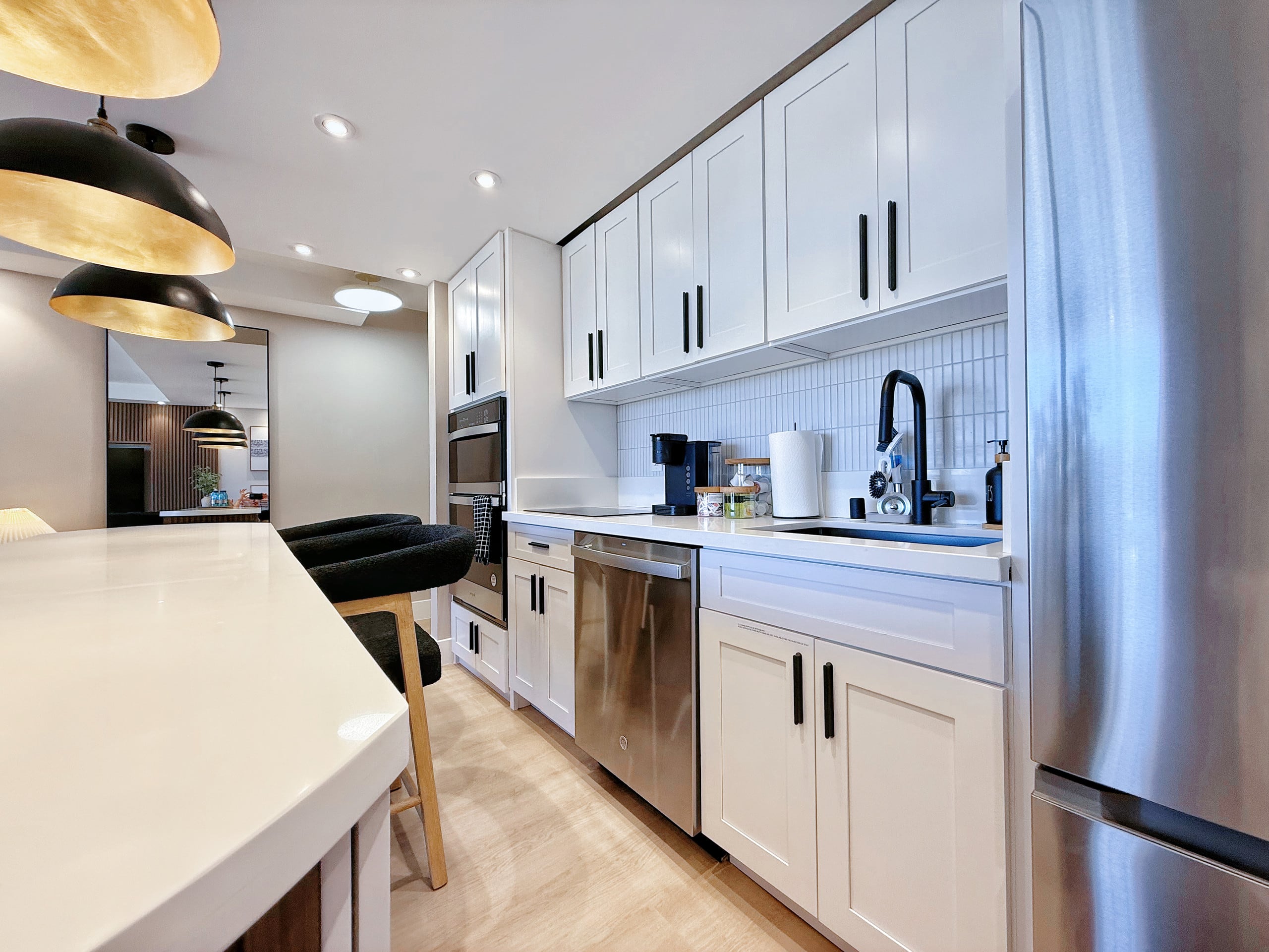 29FL-Ultra Modern 1BR-Ocean View & Free Parking! - Image 15