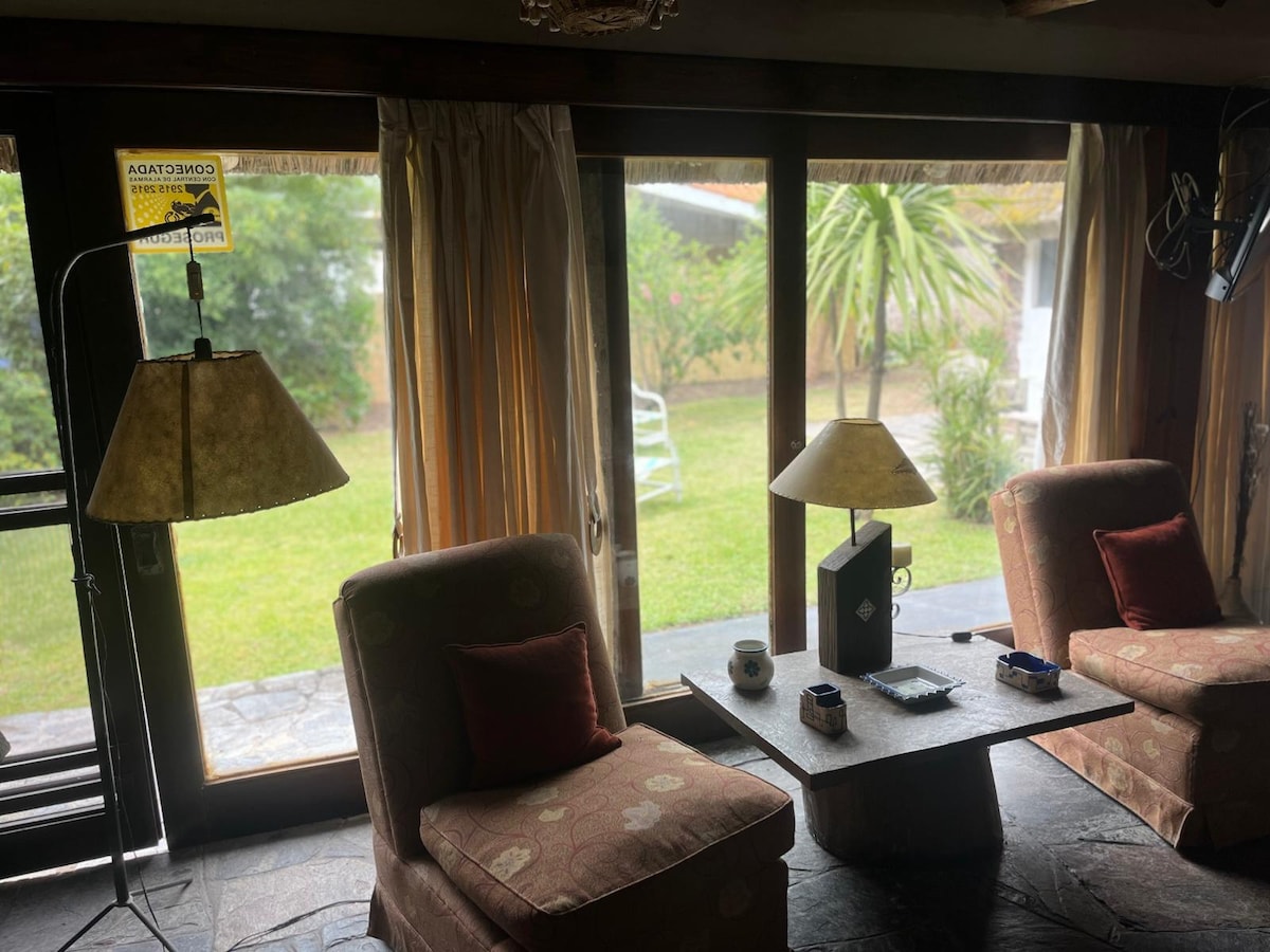 Top Airbnb: Beautiful two-story cabin. en Pinares Las Delicias