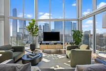 Seven 2310 PH Ragland rental in Austin