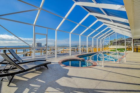 Waterfront 4BR Home Heated Pool, Private Pier