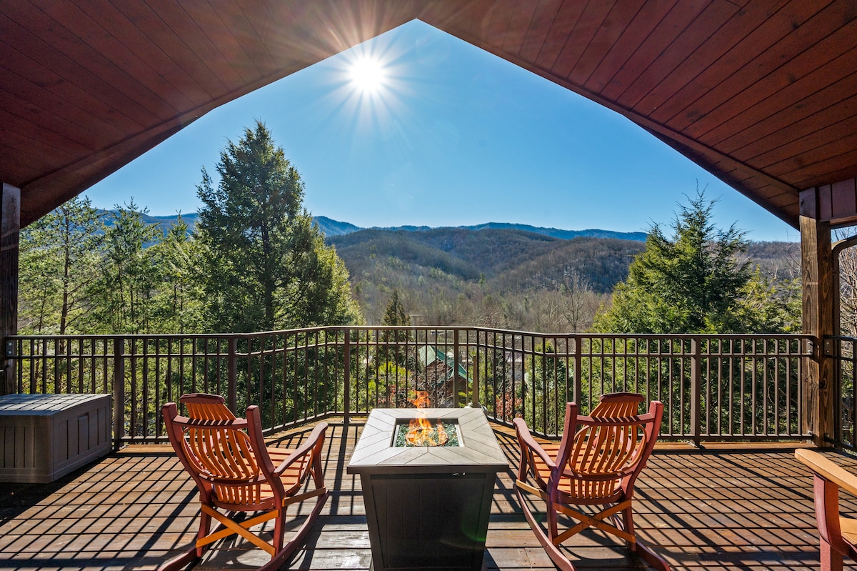 Dollywood's Splash Country Water Adventure Park Cabin Vacation