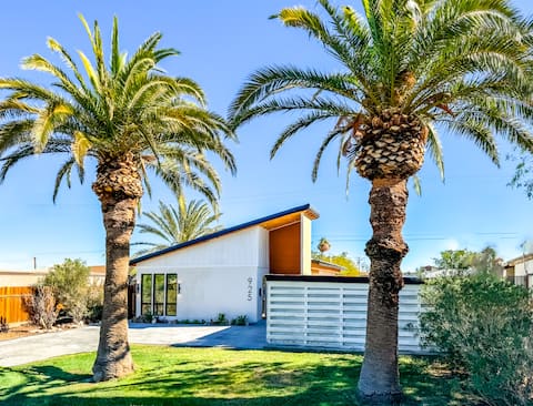 Hot Tub*3br2ba*Backyard*King*1.2Gbps*pooltable