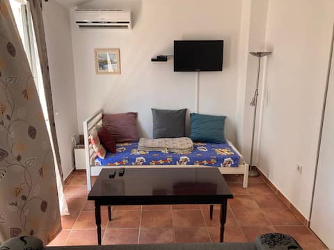 Successful Airbnb property: Upper Apartment in Stara Novalja