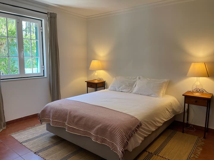 Dhoma 2 me krevat dopio "king"