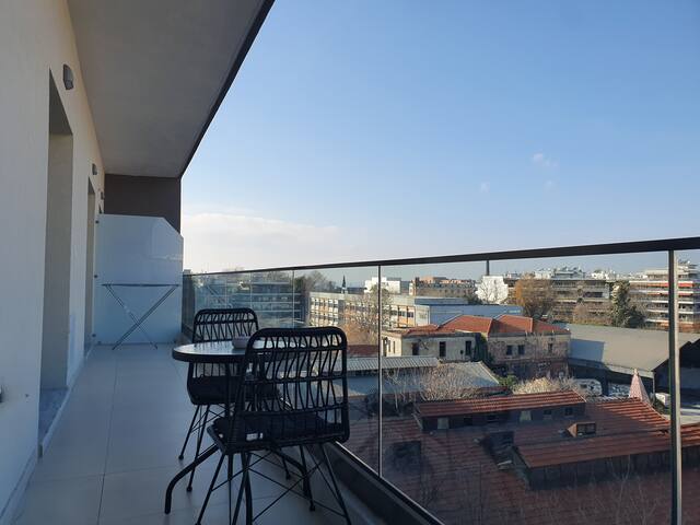 Villa 8 Family Suite – 2 bedrooms and big balcony gallery image 3