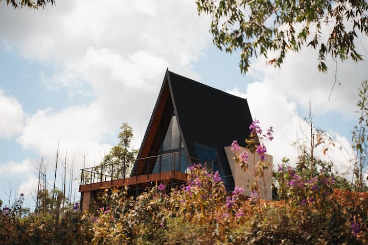Cabin in the midst of nature in Serra da Canastra