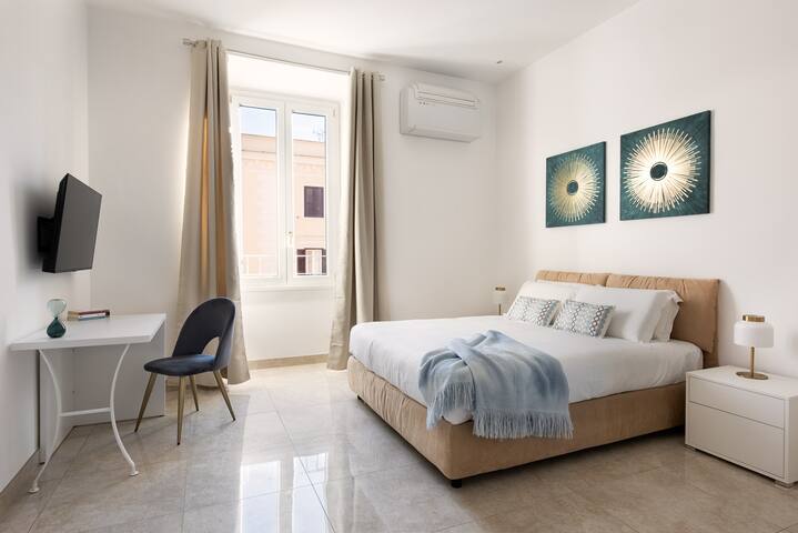 Idyllia | Spacious bright flat gallery image 2