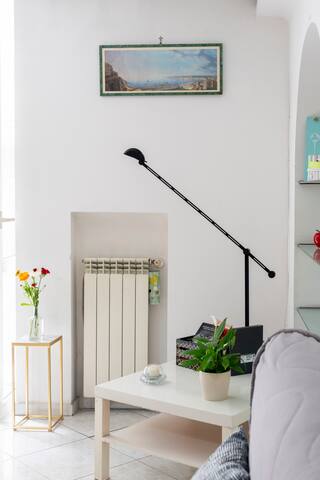 Appartamento con jacuzzi nel centro di Napoli gallery image 4