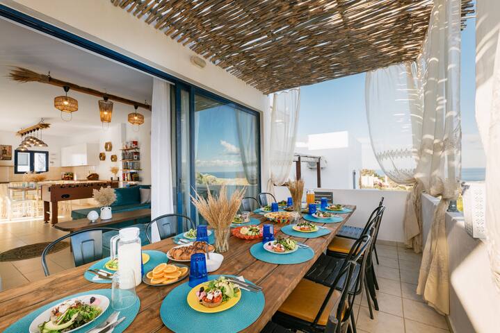 Villa Lira – The Hidden Gem Above the Sea gallery image 3