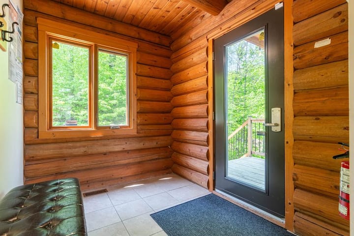 Chalet En Bois Rond | Spa, Confort & Nature - Sainte-Agathe-des-Monts