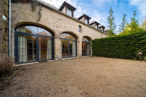 The Hôtel de Beaumont's Carriages