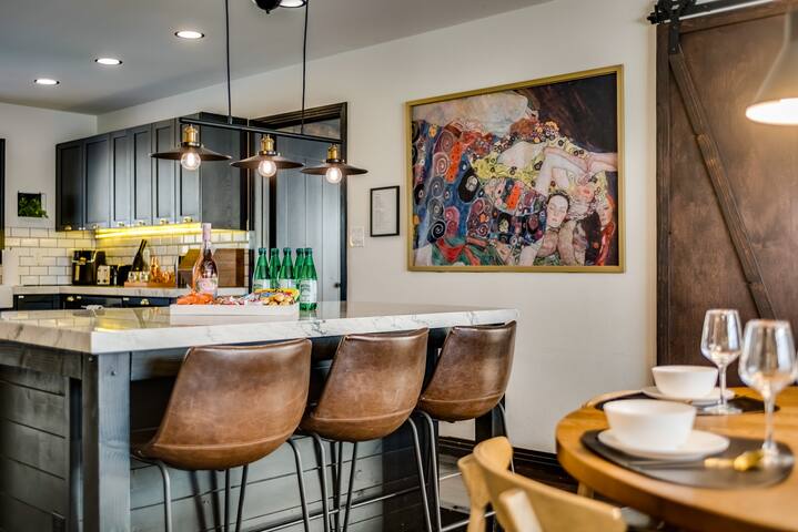 LUX 5BR/3BA • Gorgeous House w/ Pool+Jacuzzi+Piano gallery image 4