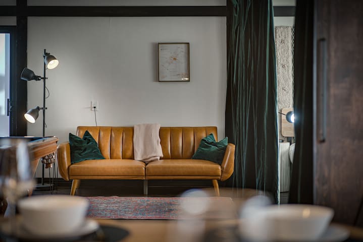 LUX 5BR/3BA • Gorgeous House w/ Pool+Jacuzzi+Piano