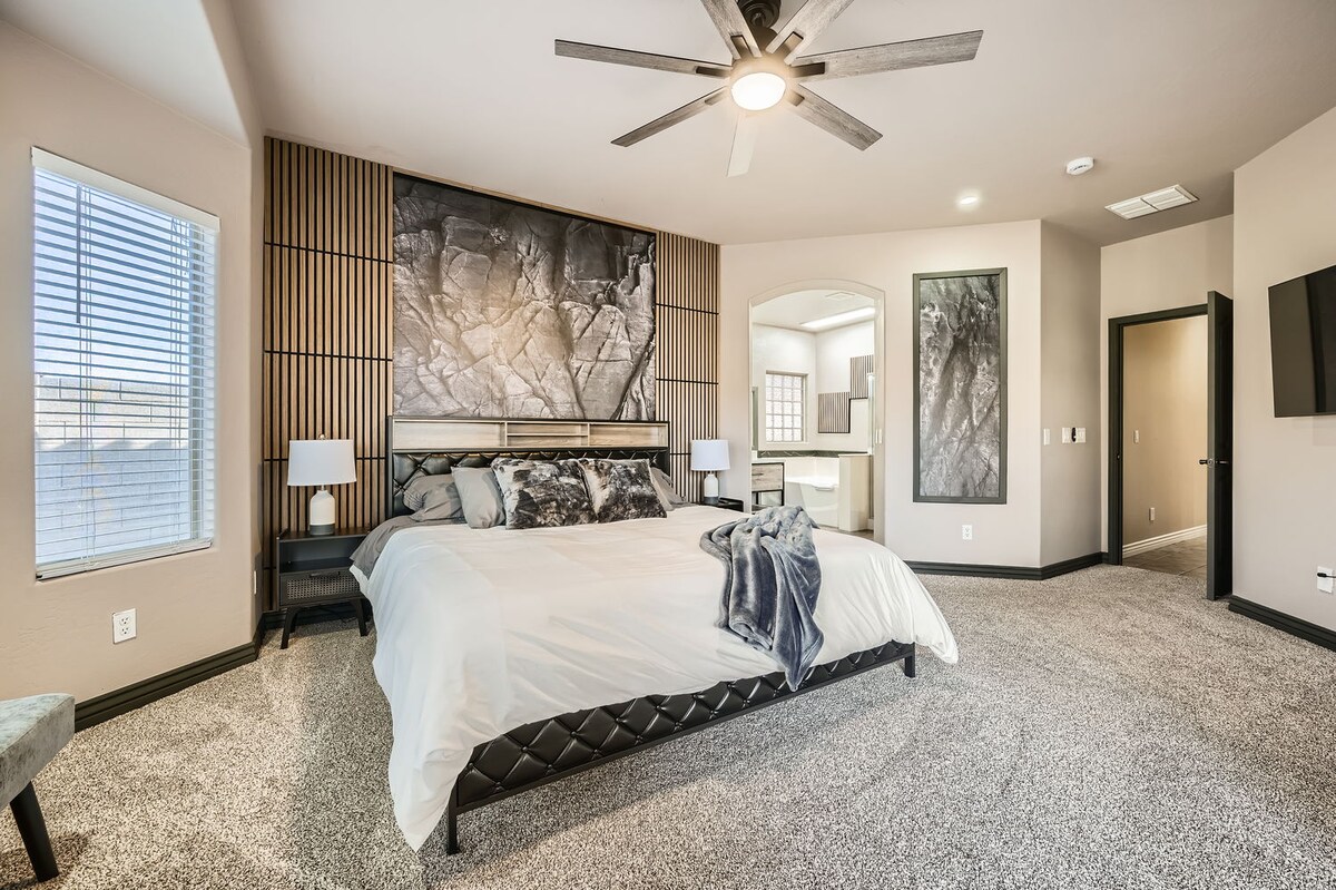 בכל חדר שינה יש מצעים נקיים ורעננים לנוחיותכם.