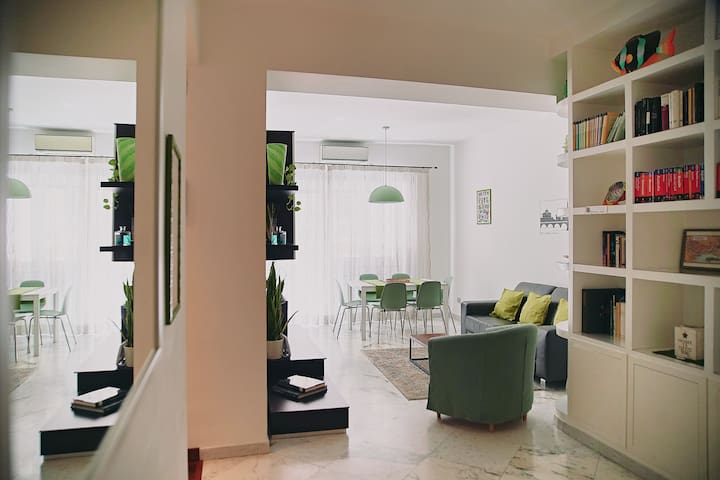 A lovely and cozy home in the heart of real Rome