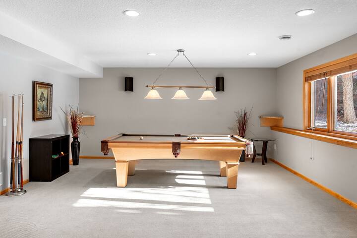 3800sqft Oasis- Theater | Billiards | Gym | Office gallery image 2