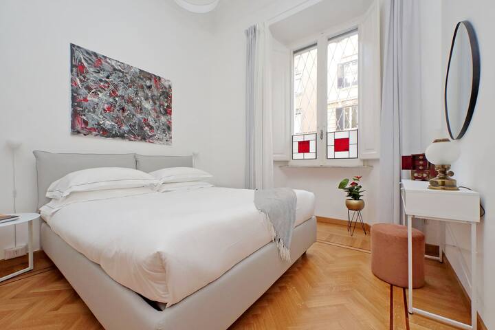 TreasureRome Vatican Charme 4BR gallery image 2