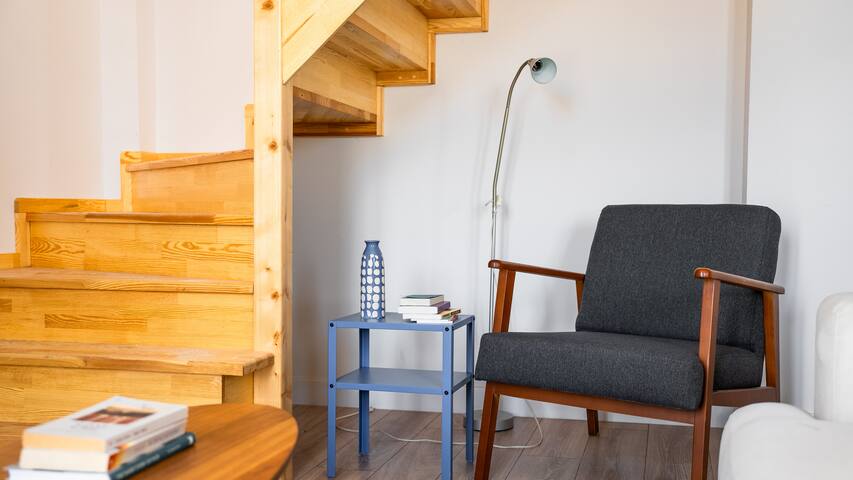 4B2 brand new flat with AC gallery image 4