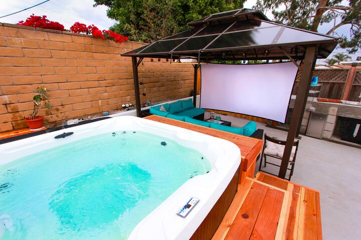 NEW! 4BR House -Pool, Jacuzzi, Outdoor Kitchen, AC gallery image 5