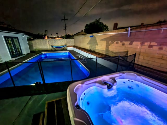 NEW! 4BR House -Pool, Jacuzzi, Outdoor Kitchen, AC gallery image 2